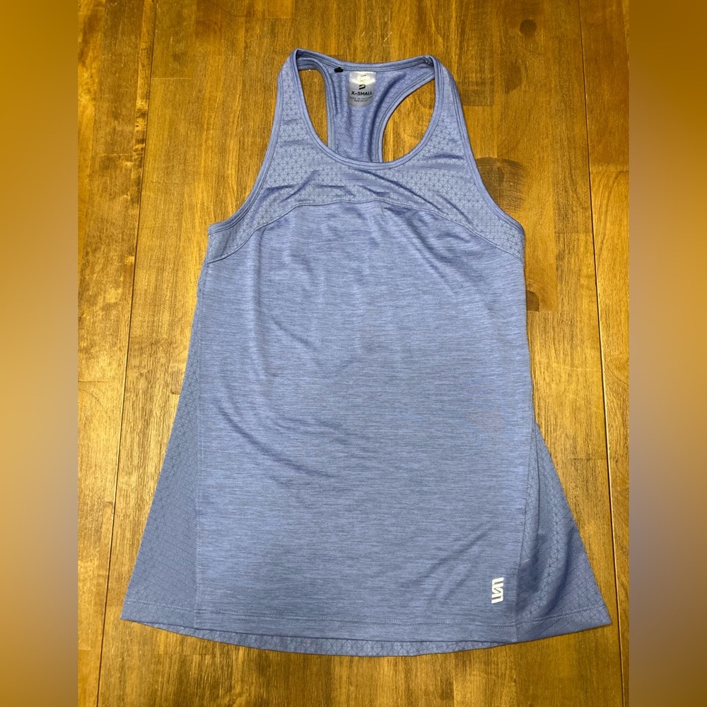 Women’s athletic tank top